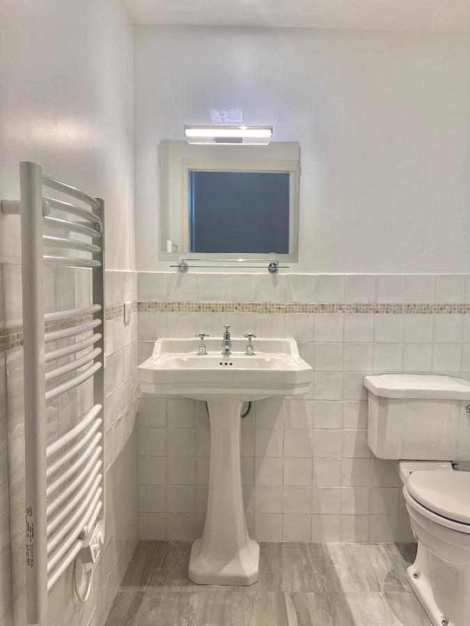 Bed and Breakfast Noubar Cenevieres Экстерьер фото